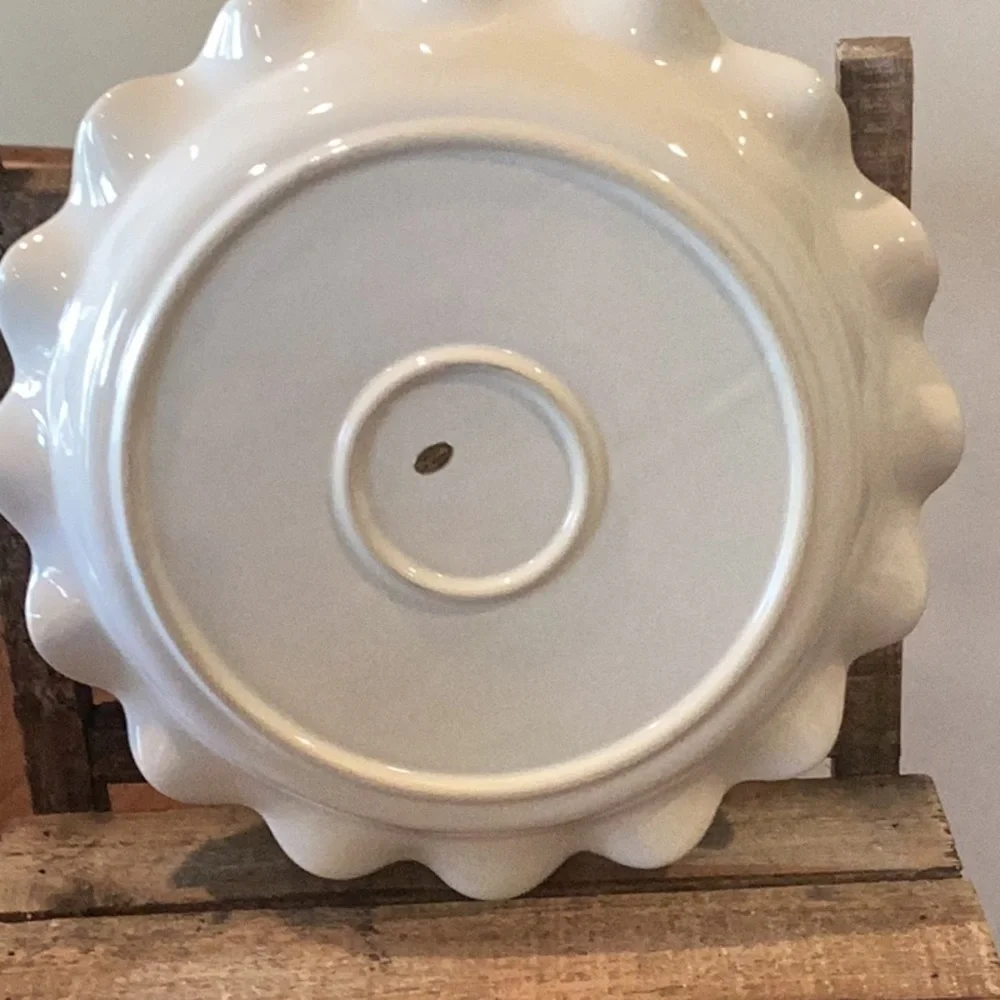 Happy as a Pie Plate with Server